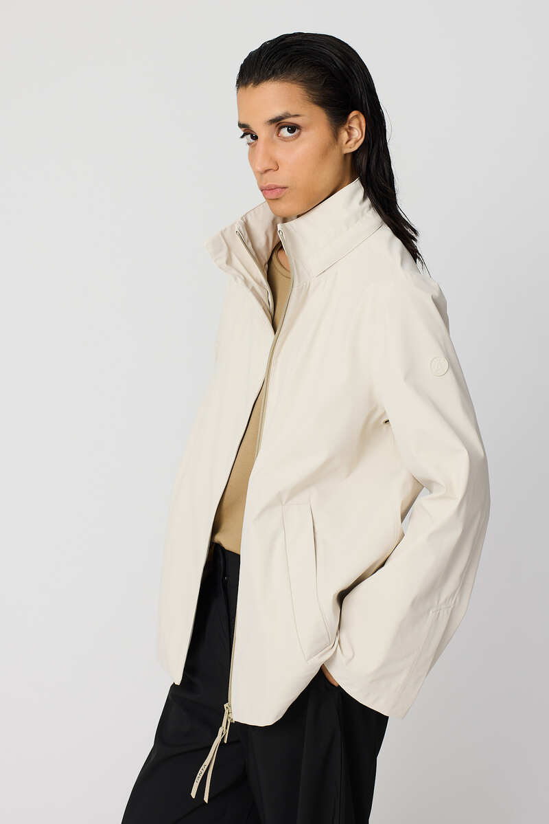 GABARDINA IMPERMEABLE WAI COLOR BLANCO ROTO 3